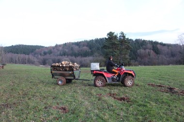 Vozíky za čtyřkolky a malotraktory