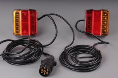 Magnetická LED světla