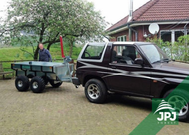 Multifunkční ATV přívěs Profi Dělník a terénní automobil