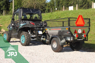 RZR vozidlo a homologovaný ATV vozík Zahradník
