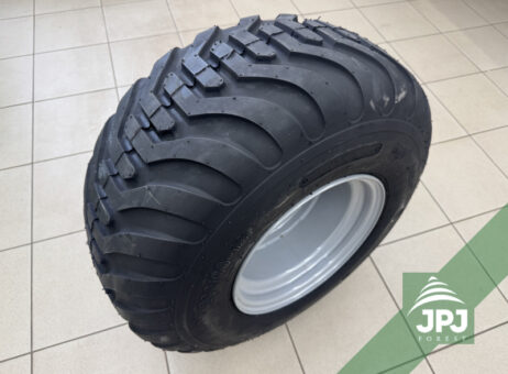 Pneu s diskem 300/65-12